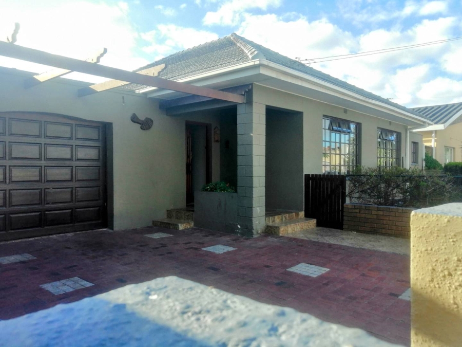 6 Bedroom Property for Sale in Bellville South Western Cape